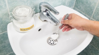 Как удалить неприятный запах в ванной комнате: топ-8 лучших советов