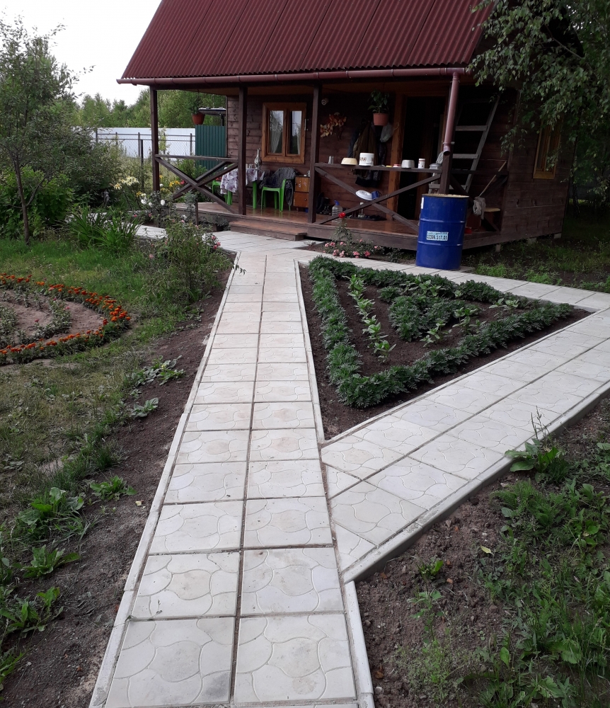 Строим садовую дорожку