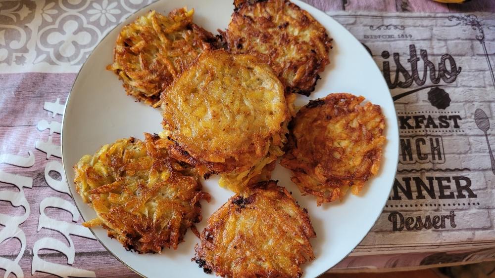Готовим вкуснейшие картофельные драники