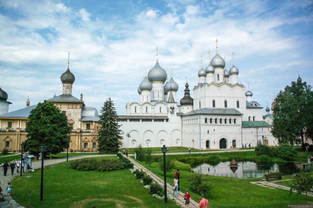 🏰 Жемчужина русской архитектуры: Ростовский кремль
