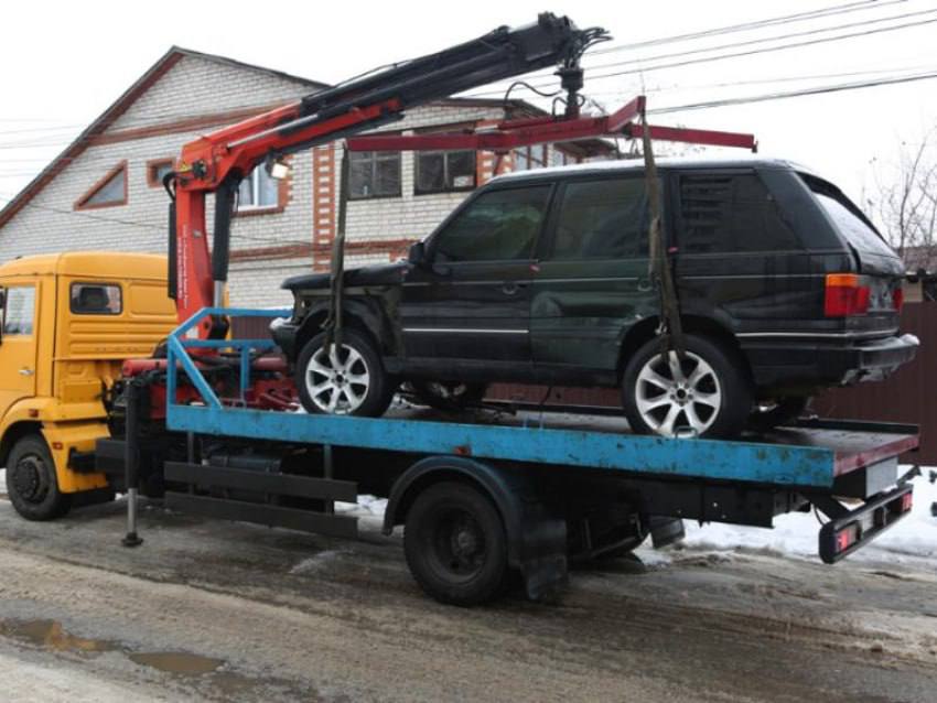 🚗 Брошенные машины могут отправить из Воронежа на СВО: новая инициатива властей