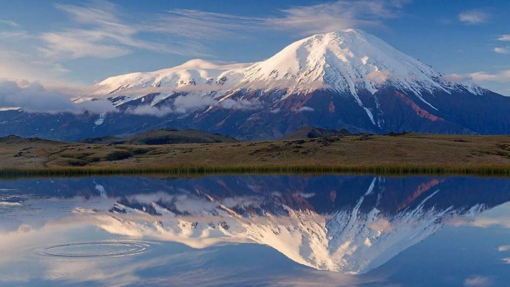 Вулканы Камчатки: Уникальное Природное Наследие 🌋