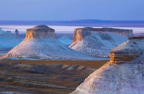  🏜️ Плато Устюрт: Затерянный мир между двух морей