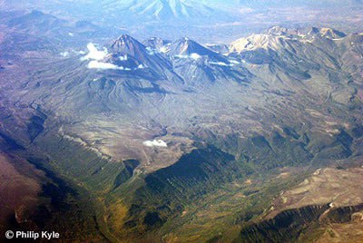 Долина реки Сторожевая: Природное и историческое наследие Карачаево-Черкесии 🌄