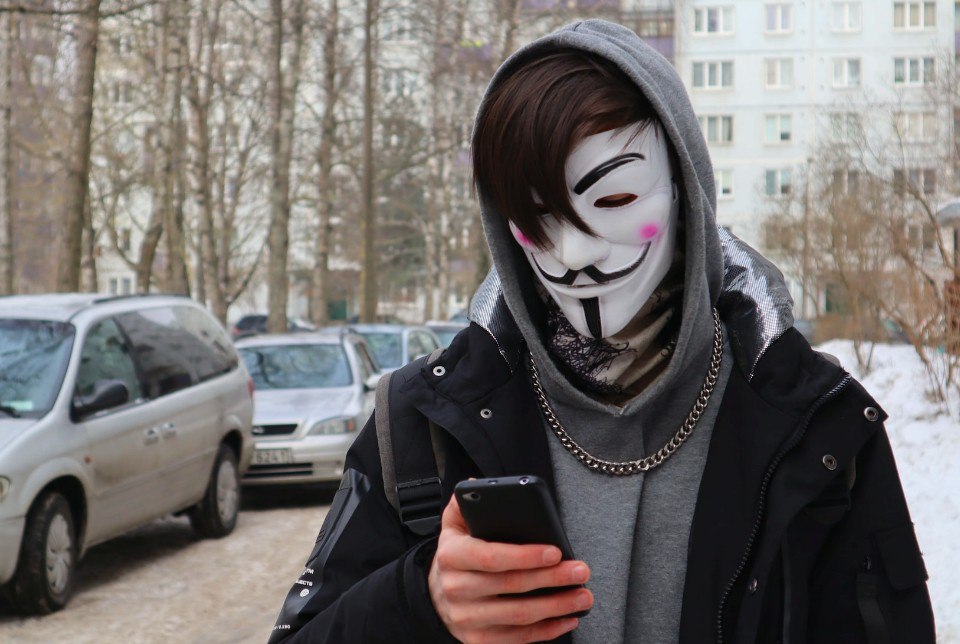 Мошенники смещаются в офлайн-сферу из-за самозапрета на кредитование! 🚨💸🚫