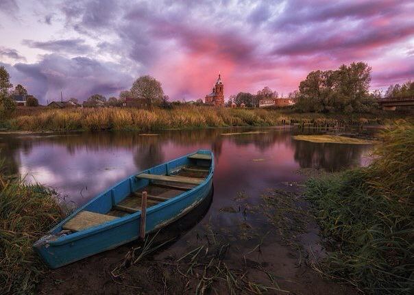Дунилово: где время остановилось, а закаты рисуют историю на небе! 🌅✨