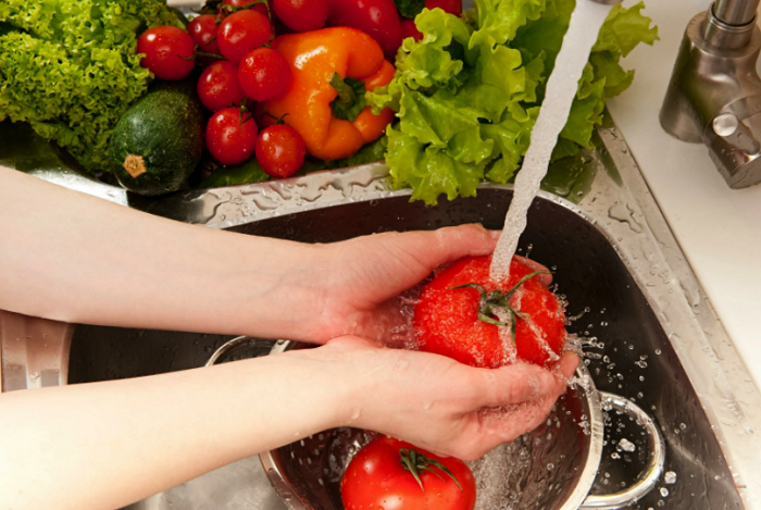 Очистка и дезинфекция – важный аспект безопасности пищевых продуктов