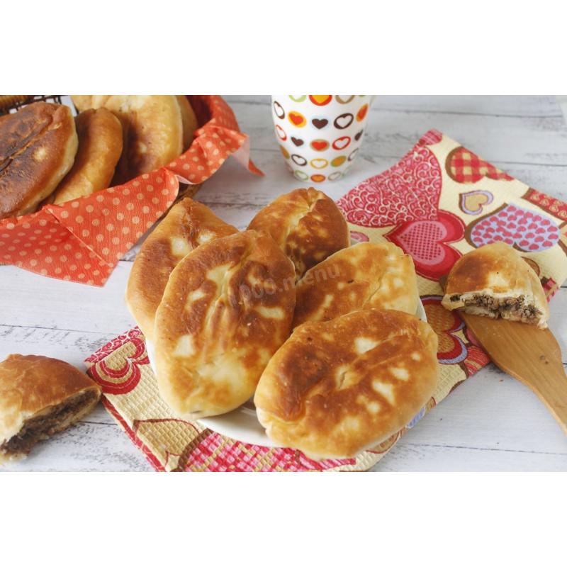 Жареные дрожжевые пирожки с начинкой из куриной печени, фото 1