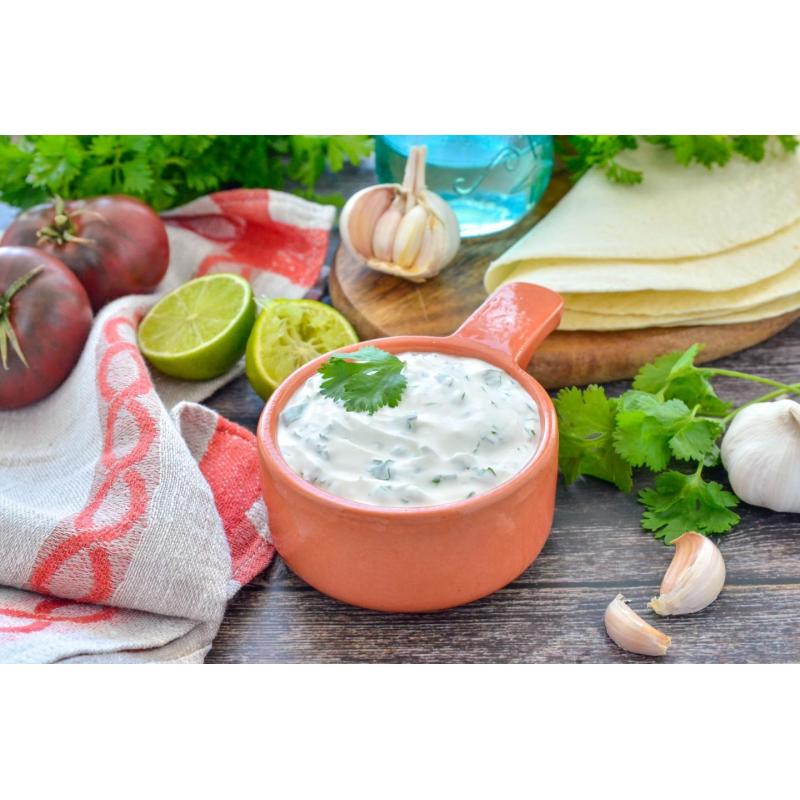 Соус из мацони с чесноком и зеленью, фото 2