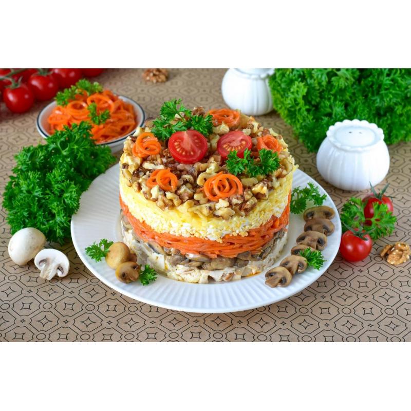 Салат с копченой курицей и грецкими орехами, фото 3