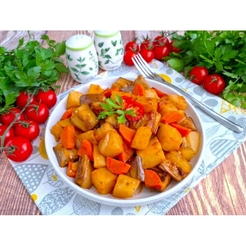 Баклажаны с картошкой на сковороде на второе