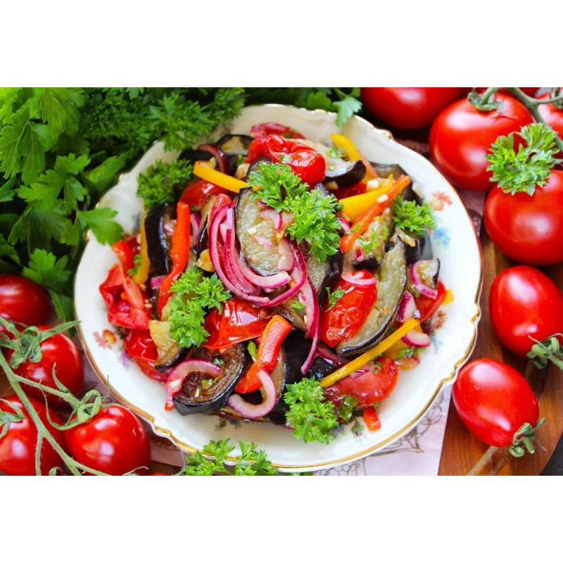 Салат с жареными баклажанами и помидорами, фото 1