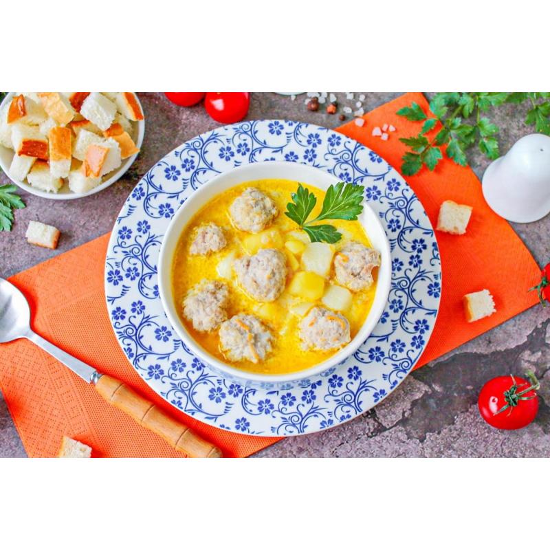 Сливочный суп с фрикадельками