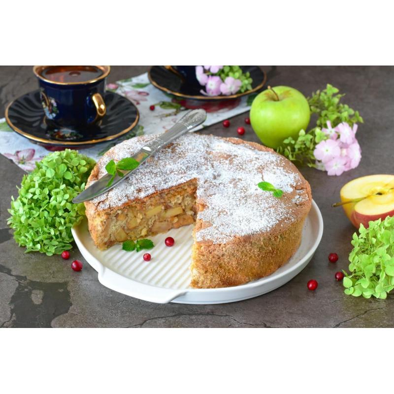 Шарлотка с яблоками в аэрогриле