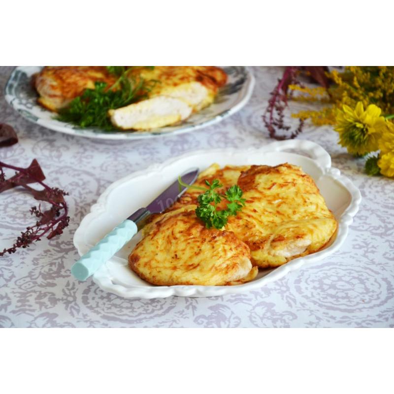 Куриное филе в кляре с сыром на сковороде