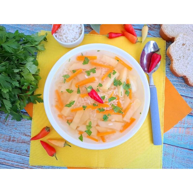 Суп на мясном бульоне с картошкой