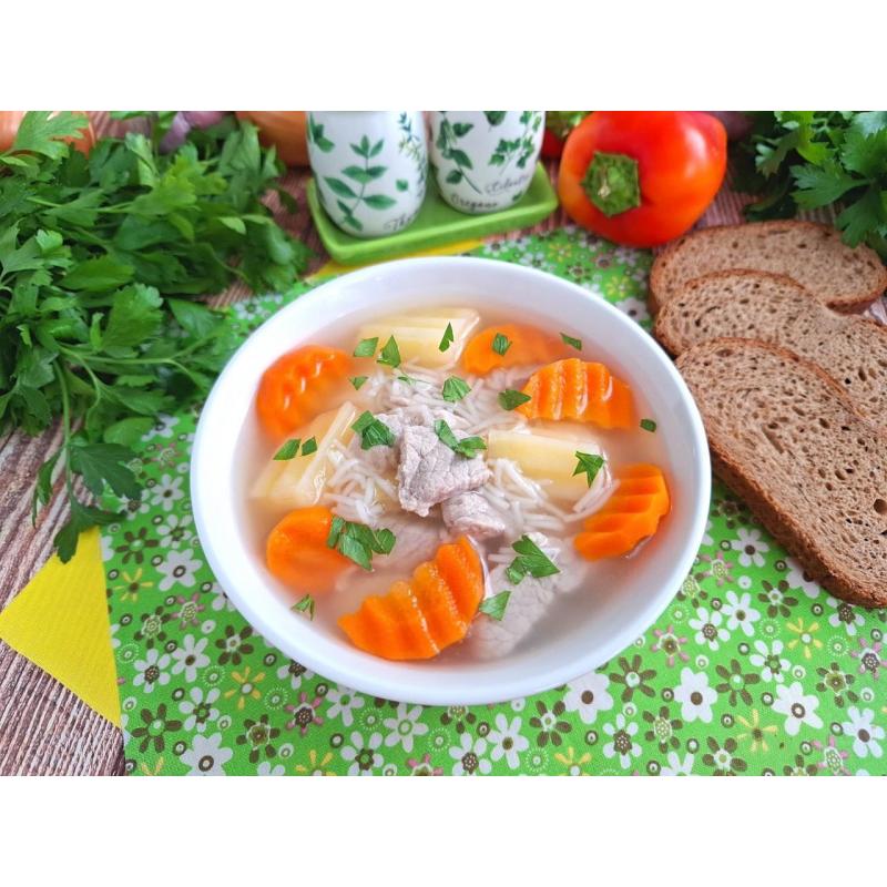Суп с мясом и вермишелью