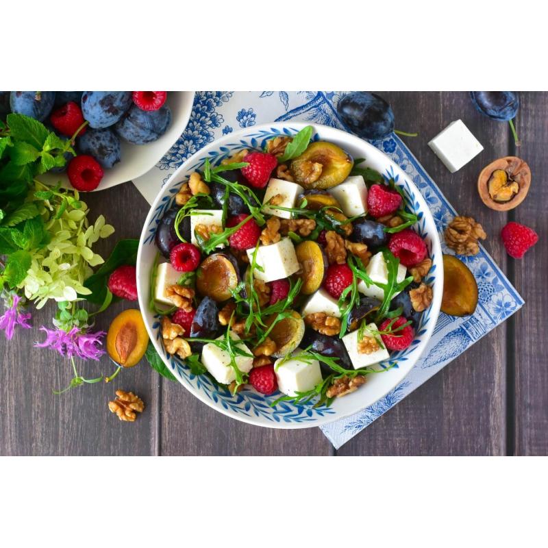 Салат с руколой сливами и фетой, фото 3