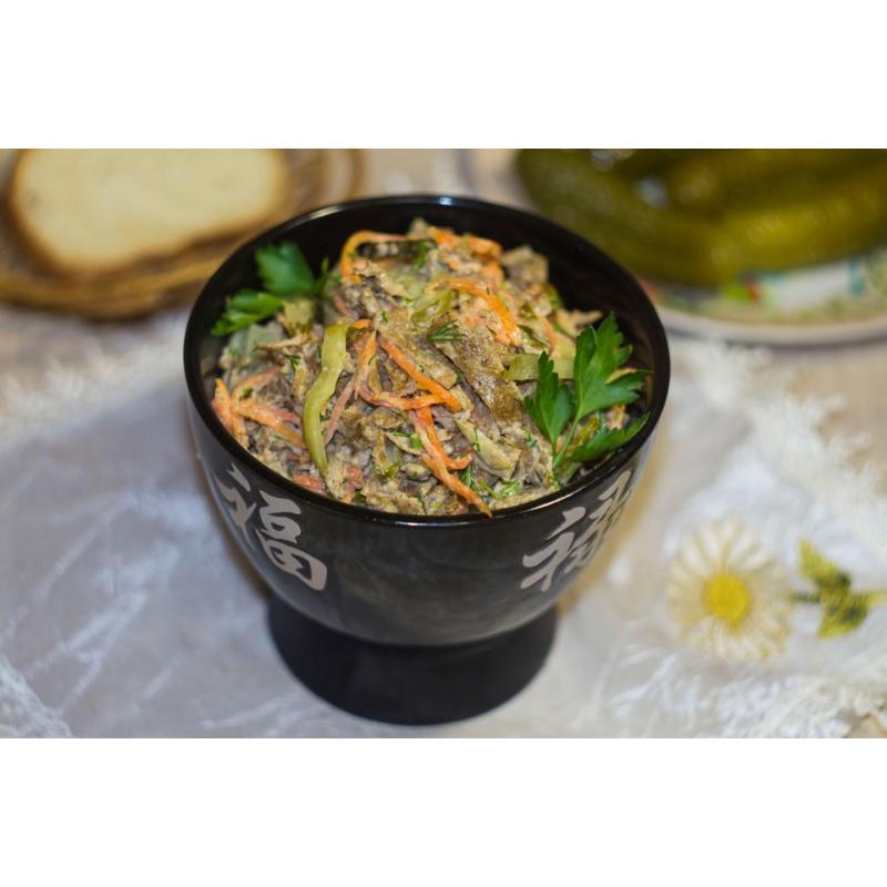 Салат Зимушка с куриной печенью и корейской морковью