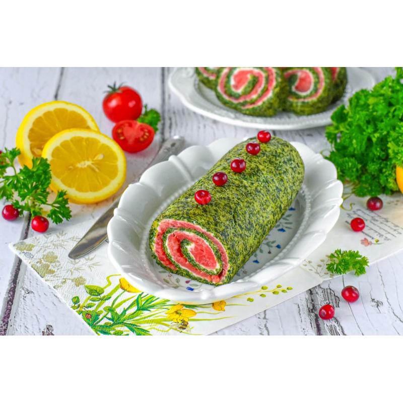 Рулет со шпинатом и красной рыбой