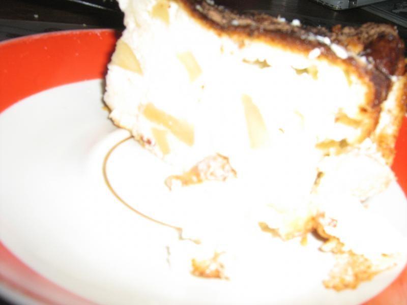 Запеканка творожная с яблоком и изюмом, фото 1