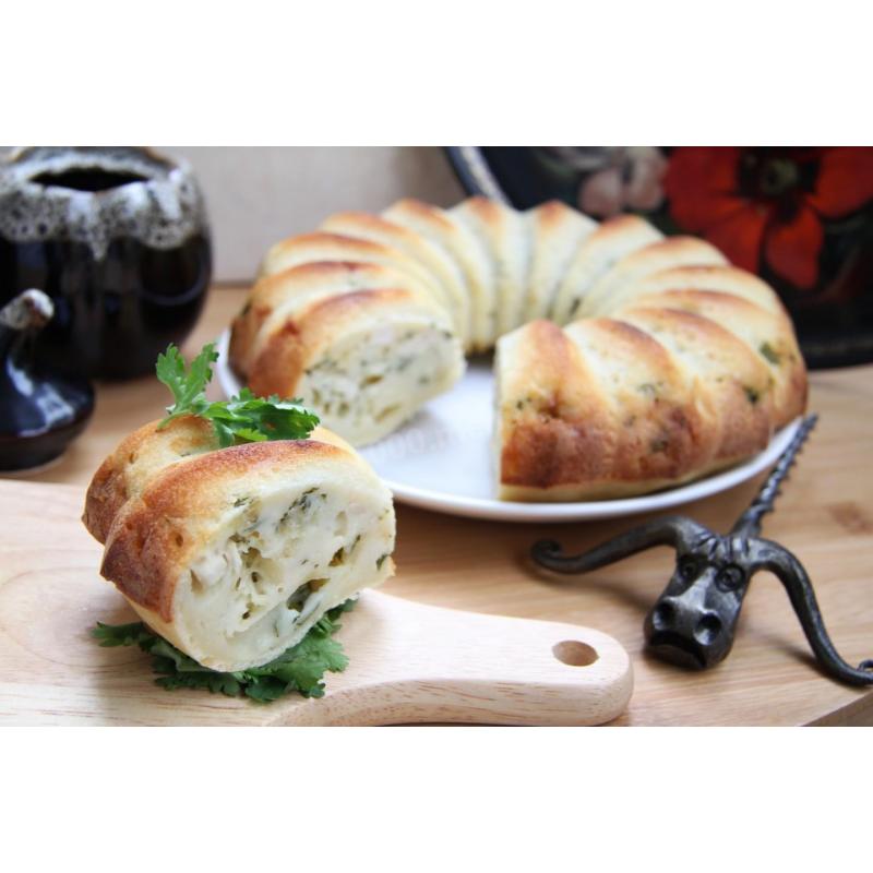Заливной пирог с куриной грудкой и сыром