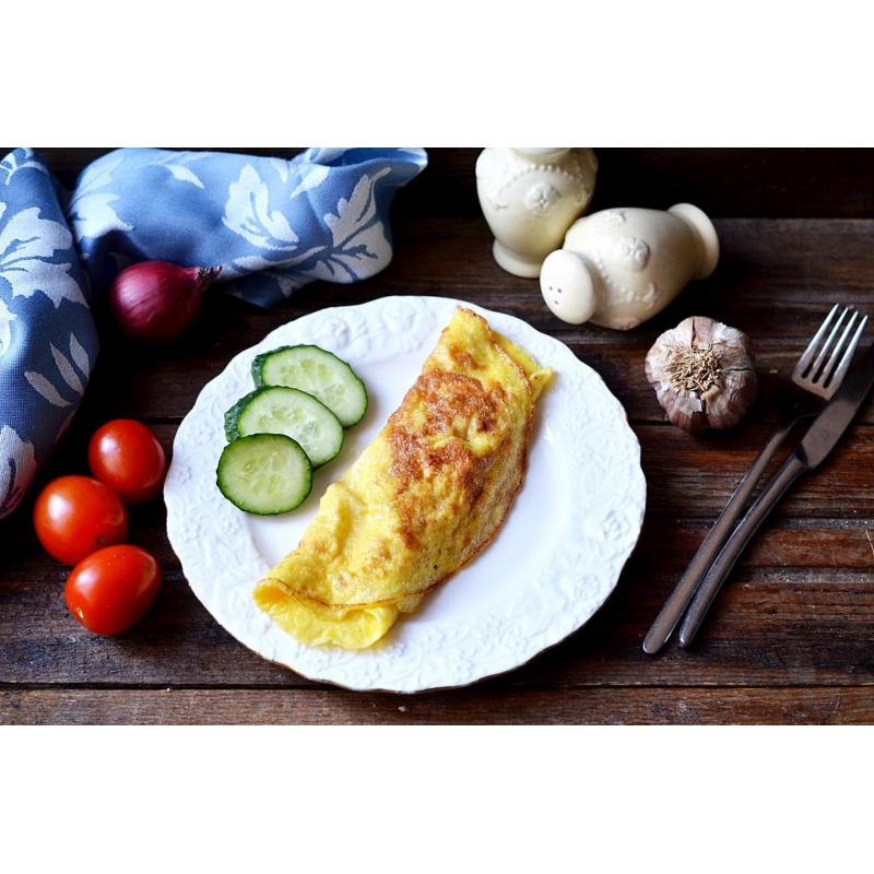 Омлет без молока на сковороде, фото 2