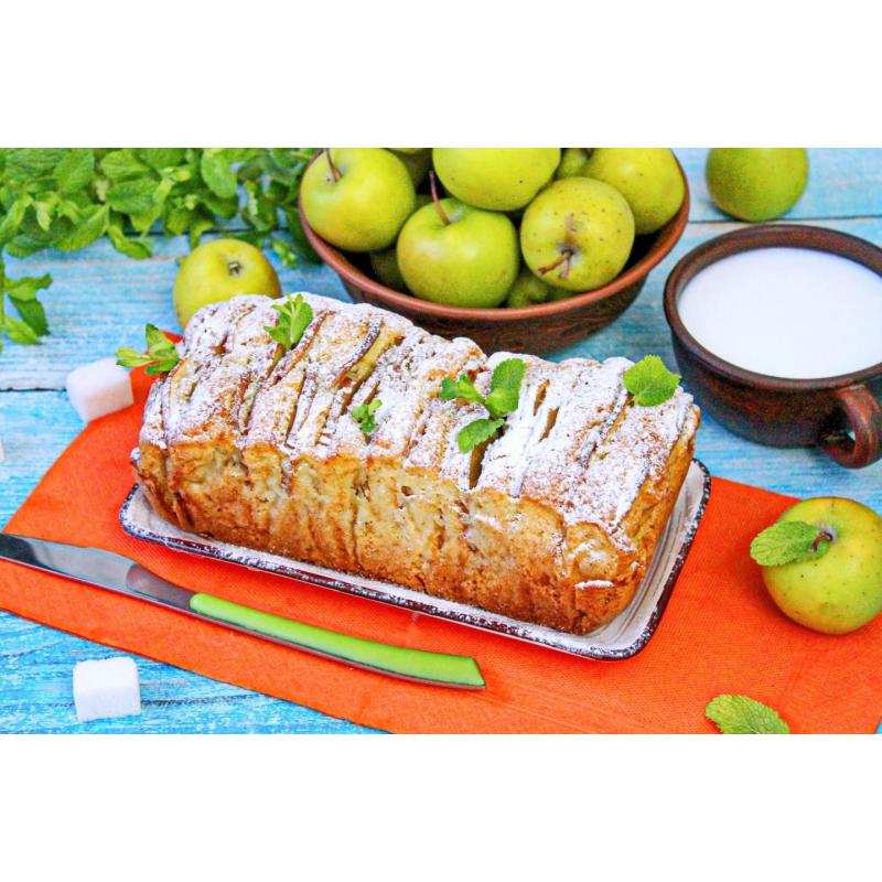 Кекс с яблоками в духовке