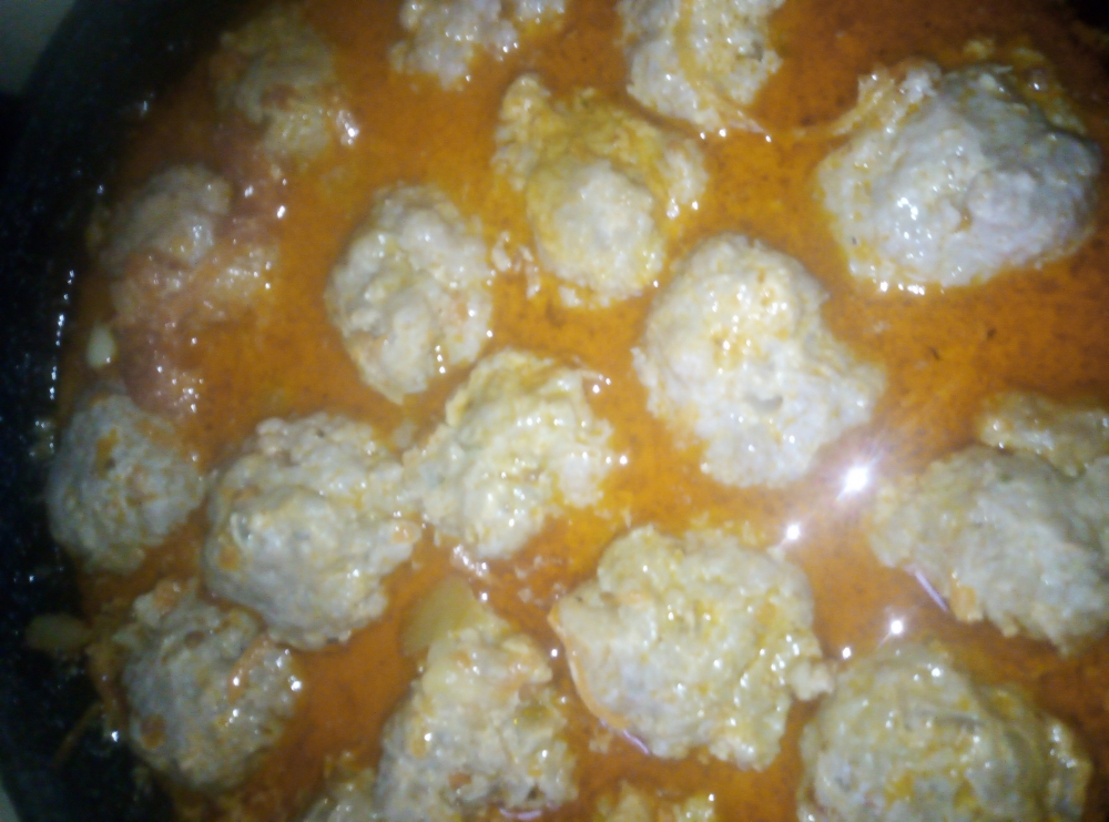 Фрикадельки в томатно-сметанном соусе, фото 4