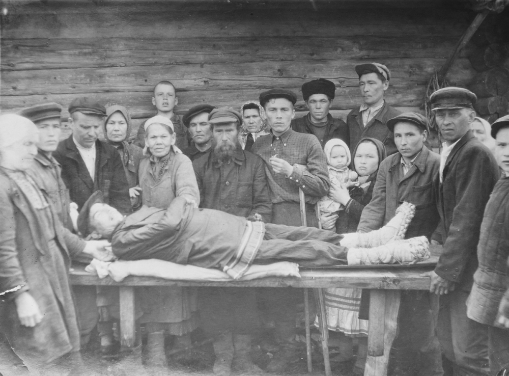 Для чего в старину делали фотографии с похорон