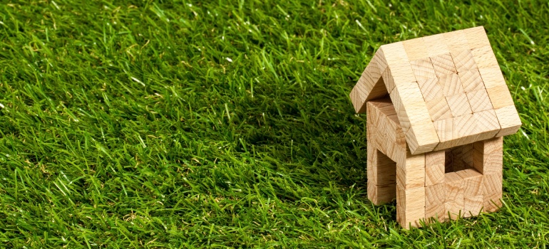 Как выбрать и купить земельный участок под строительство дома?