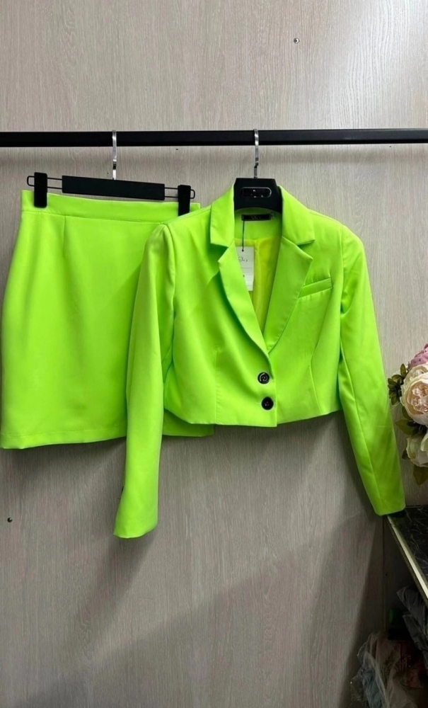 В моде кислотные палитры и я покажу лучшие новинки сезона , фото 1 В моде кислотные палитры и я покажу лучшие новинки сезона , фото 1