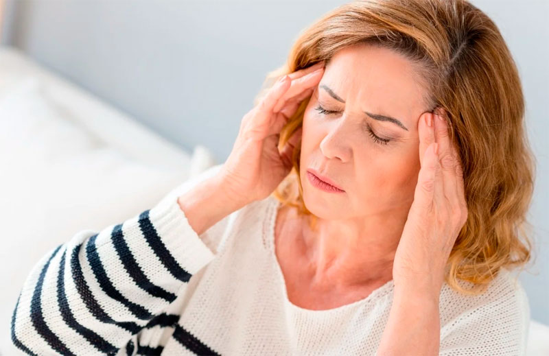Как избавиться от головной боли народными средствами?