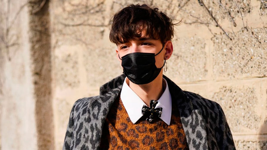 Почему защитную маску нельзя считать модным аксессуаром