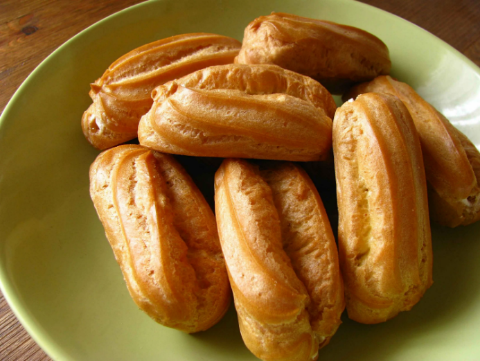 Как приготовить эклеры