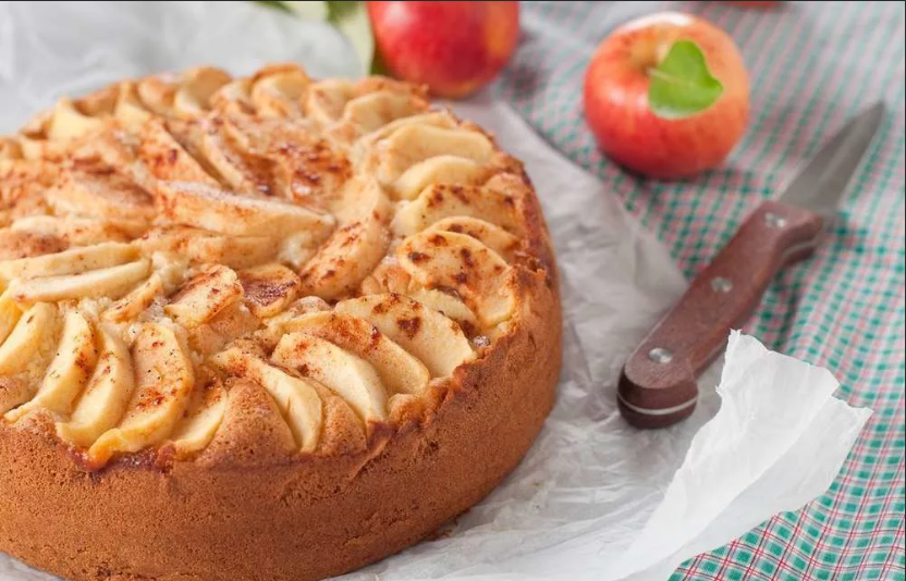 Как приготовить шарлотку?