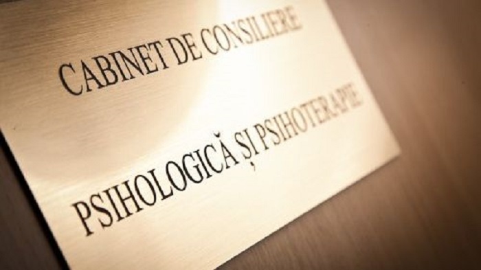 Психолог, психиатр и психотерапевт: чем отличается специальность?