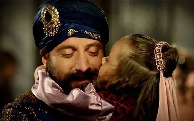 Обои по турецкому сериалу: «Великолепный век». 1 часть, фото 11 Обои по турецкому сериалу: «Великолепный век». 1 часть, фото 11