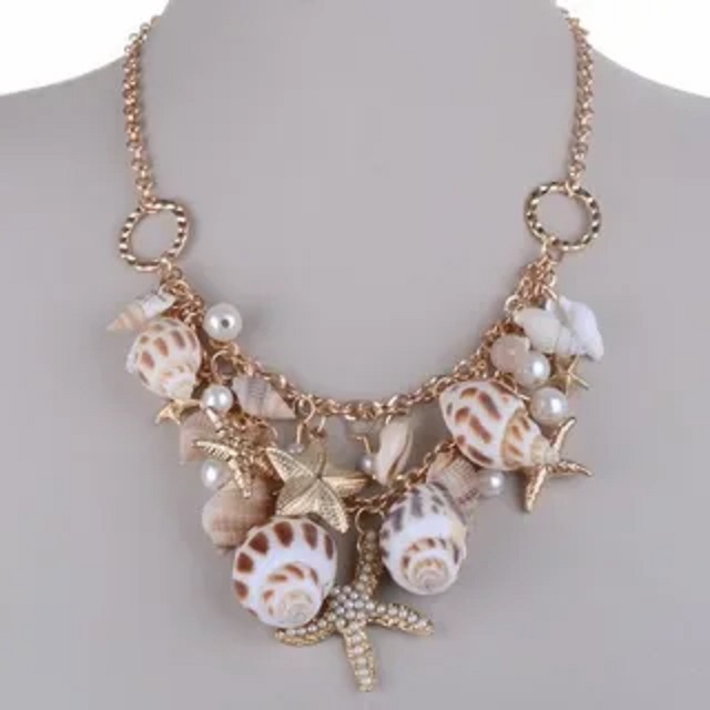 Красивые колье из ракушек, фото 1 Красивые колье из ракушек, фото 1