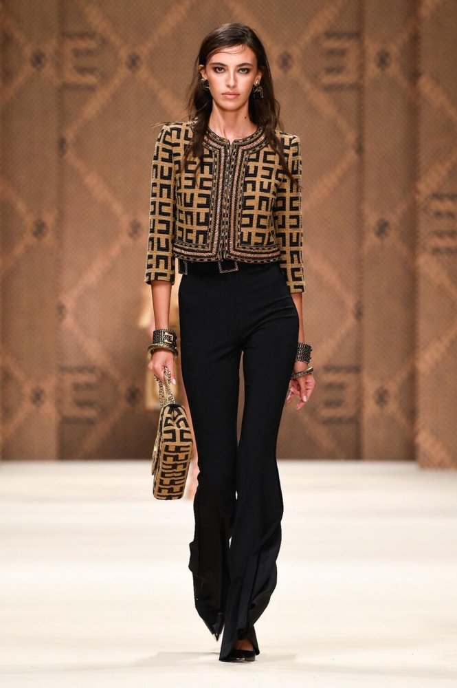 Коллекция Elisabetta Franchi (Spring Summer 2023 collection fashion show), фото 20