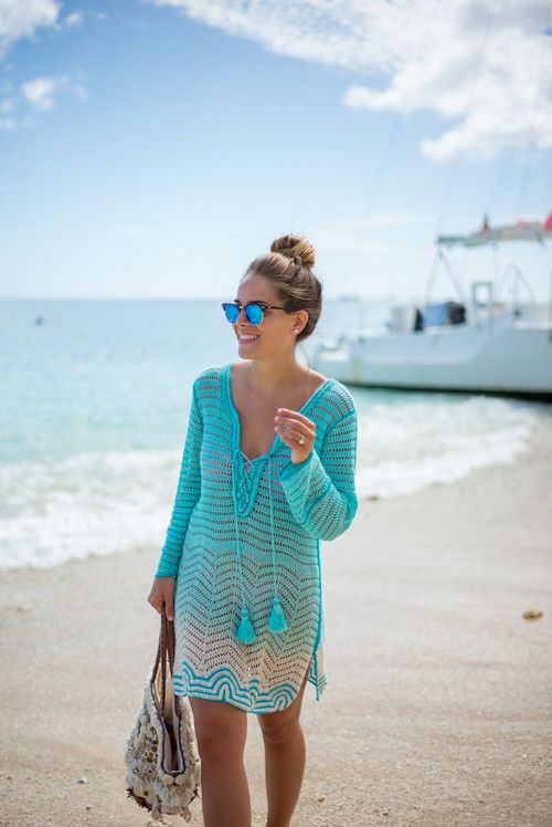 Девушки в пляжных туниках, связанных крючком - самые модные модели купального сезона, фото 12 Девушки в пляжных туниках, связанных крючком - самые модные модели купального сезона, фото 12