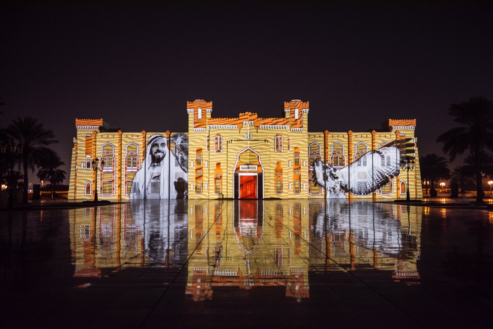 Фестиваль света в В Шардже, ОАЭ, фото 1 Фестиваль света в В Шардже, ОАЭ, фото 1