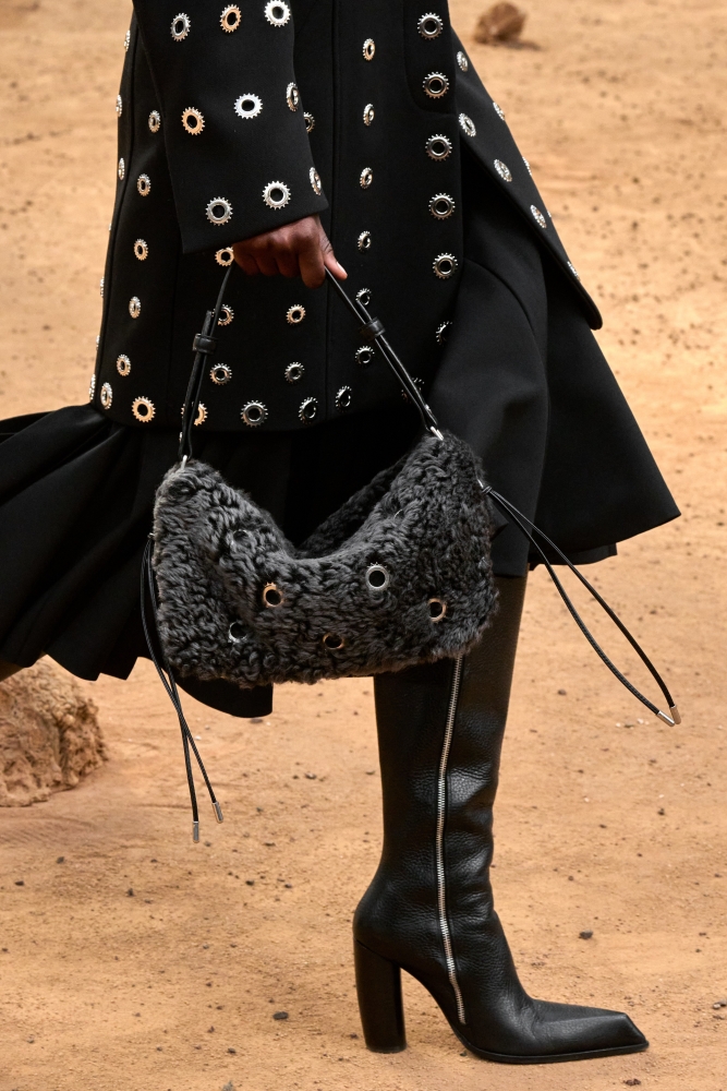 Коллекция Off-White (Fall 2023 Ready-to-Wear), фото 5