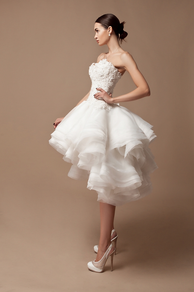 Девушки в коротких свадебных платьях, фото 21 Девушки в коротких свадебных платьях, фото 21