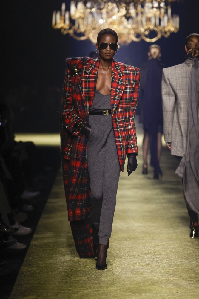Коллекция Saint Laurent (Fall 2023 Ready-to-Wear)