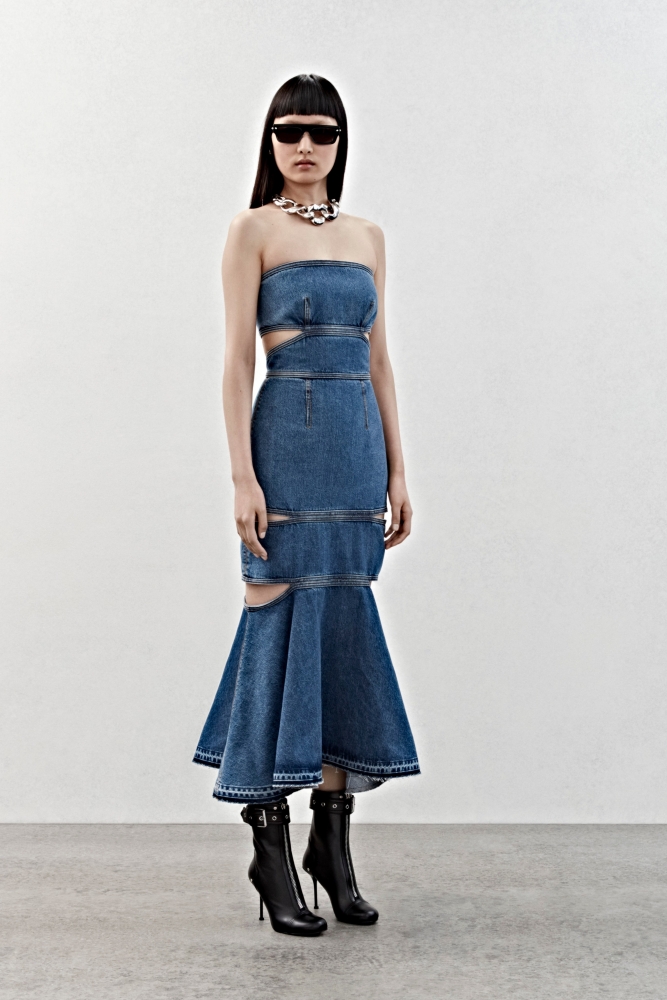Коллекция Аlexander McQueen (Pre-Fall 2023), фото 16