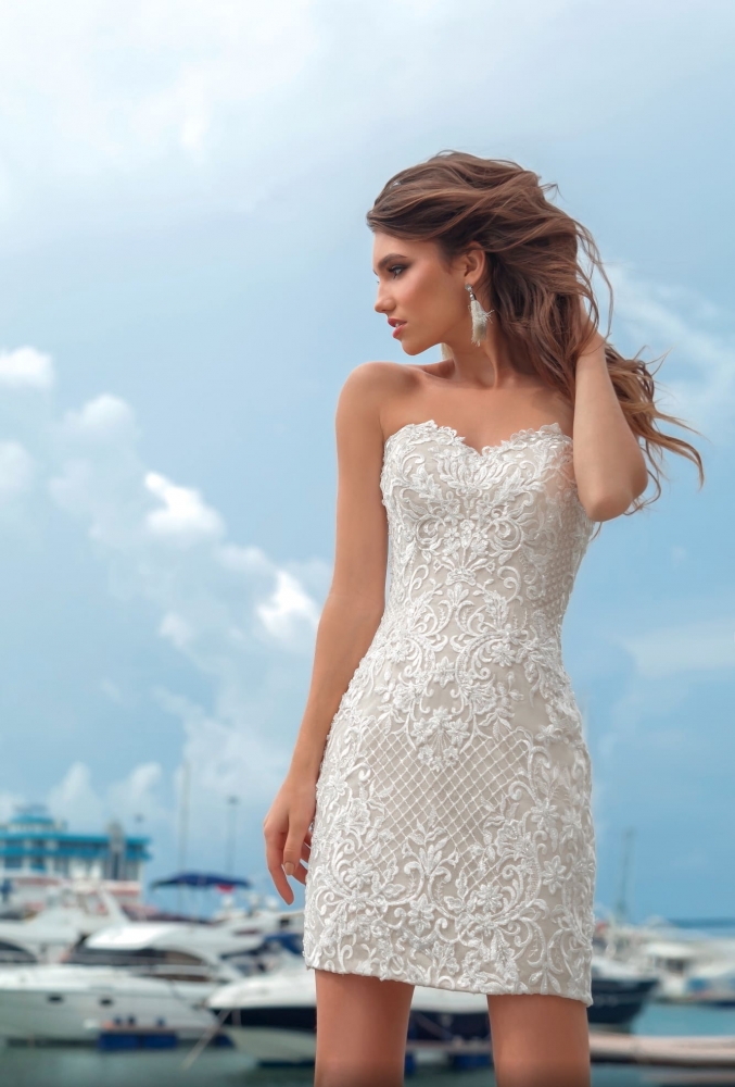 Девушки в коротких свадебных платьях, фото 2 Девушки в коротких свадебных платьях, фото 2