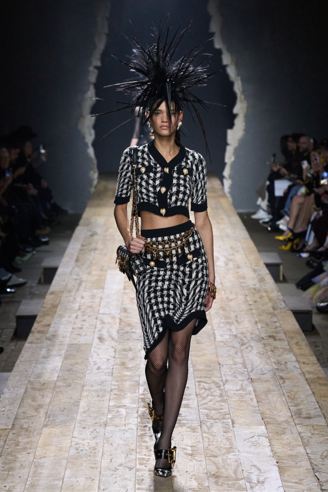 Коллекция Moschino (Fall 2023 Ready-to-Wear), фото 19