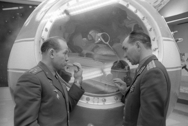 День первого в мире выхода человека в открытый космос, фото 8 День первого в мире выхода человека в открытый космос, фото 8