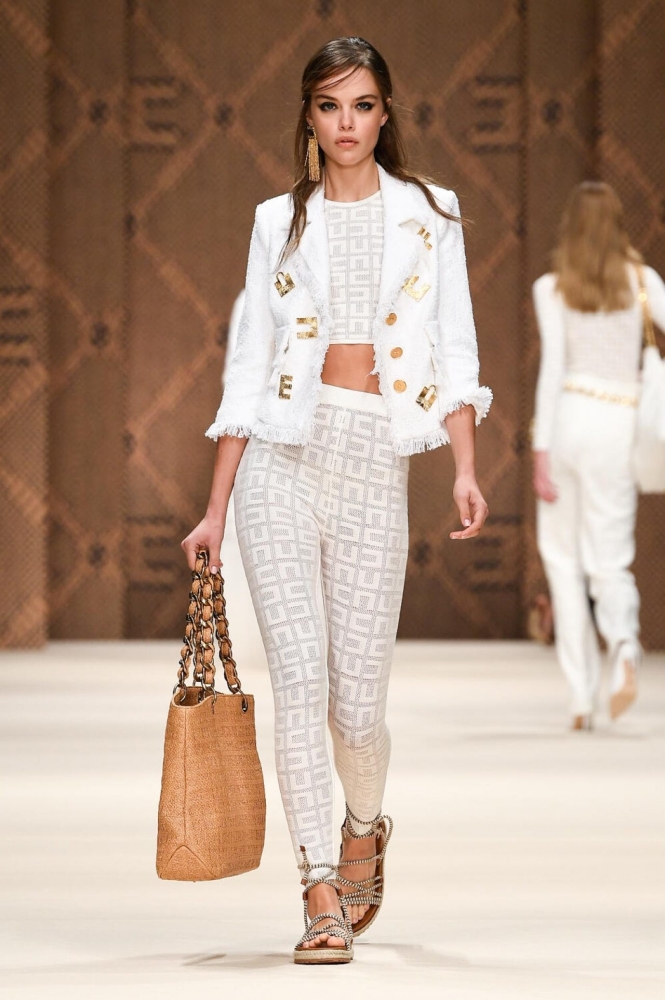 Коллекция Elisabetta Franchi (Spring Summer 2023 collection fashion show), фото 15